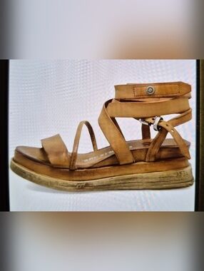 A.S. 98 Labo Platform Tan Strappy Platform Sandals Size 40 Pre Owned